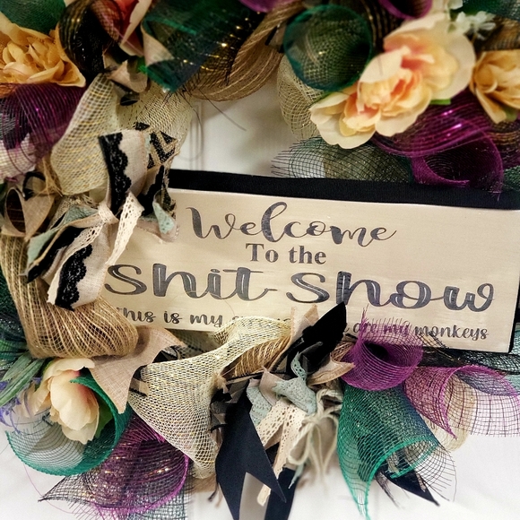 Funny front door Wreath - Picture 14 of 16